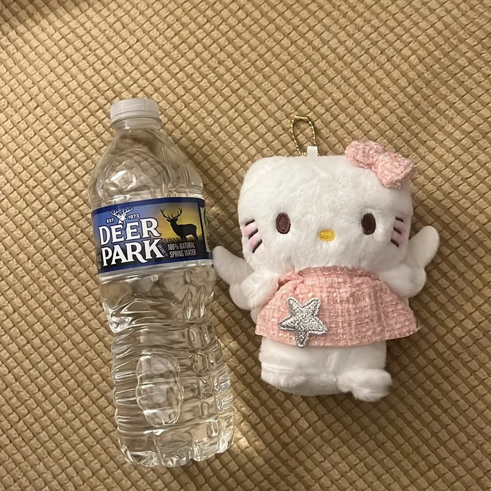 Hello kitty plush keychain - Picture 3 of 3